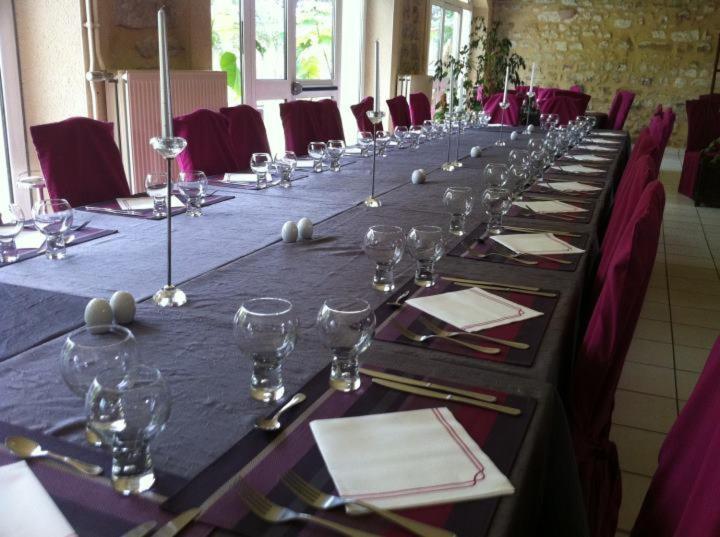 Hotel Restaurant Du Mee Le Mee-sur-Seine ภายนอก รูปภาพ