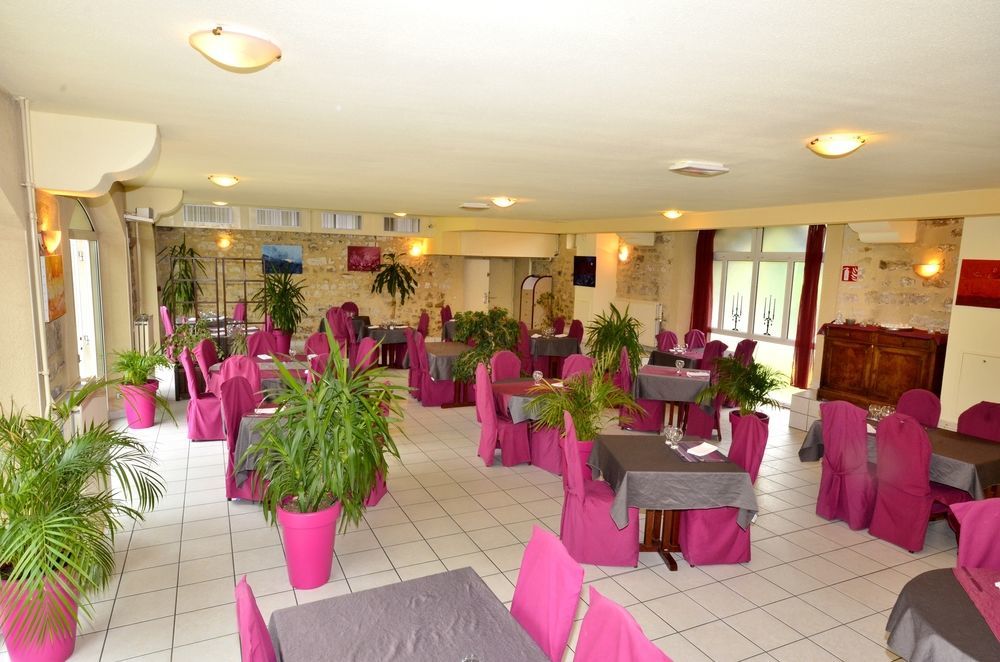 Hotel Restaurant Du Mee Le Mee-sur-Seine ภายนอก รูปภาพ