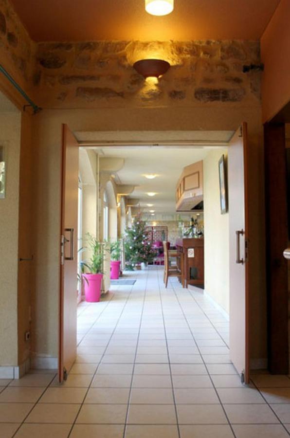 Hotel Restaurant Du Mee Le Mee-sur-Seine ภายนอก รูปภาพ